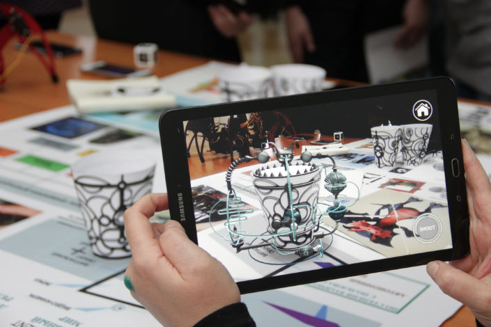 Демонстрация возможностей технологий дополненной реальности