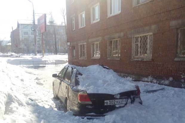 Toyota на Красноярской. Фото "ДТП 38RUS"Фото «ДТП 38RUS»