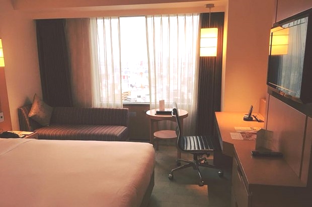 Номер в отеле Swissotel Nankai (Осака) Номер в отеле Swissotel Nankai (Осака)