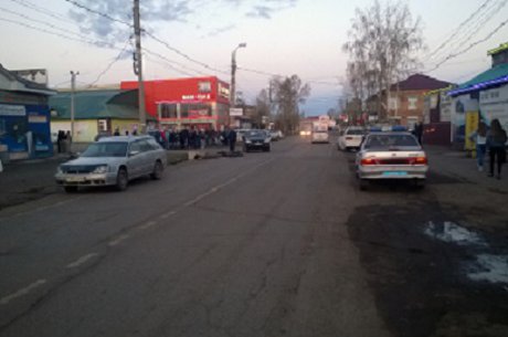 В Тулуне милиция разбирается в обстоятельствах погибели мотоциклиста в дорожной трагедии В Тулуне милиция разбирается в обстоятельствах погибели мотоциклиста в дорожной трагедии