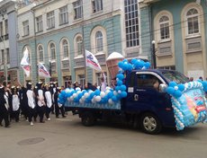 Колонна «Ангарии». Фото Галины Солониной