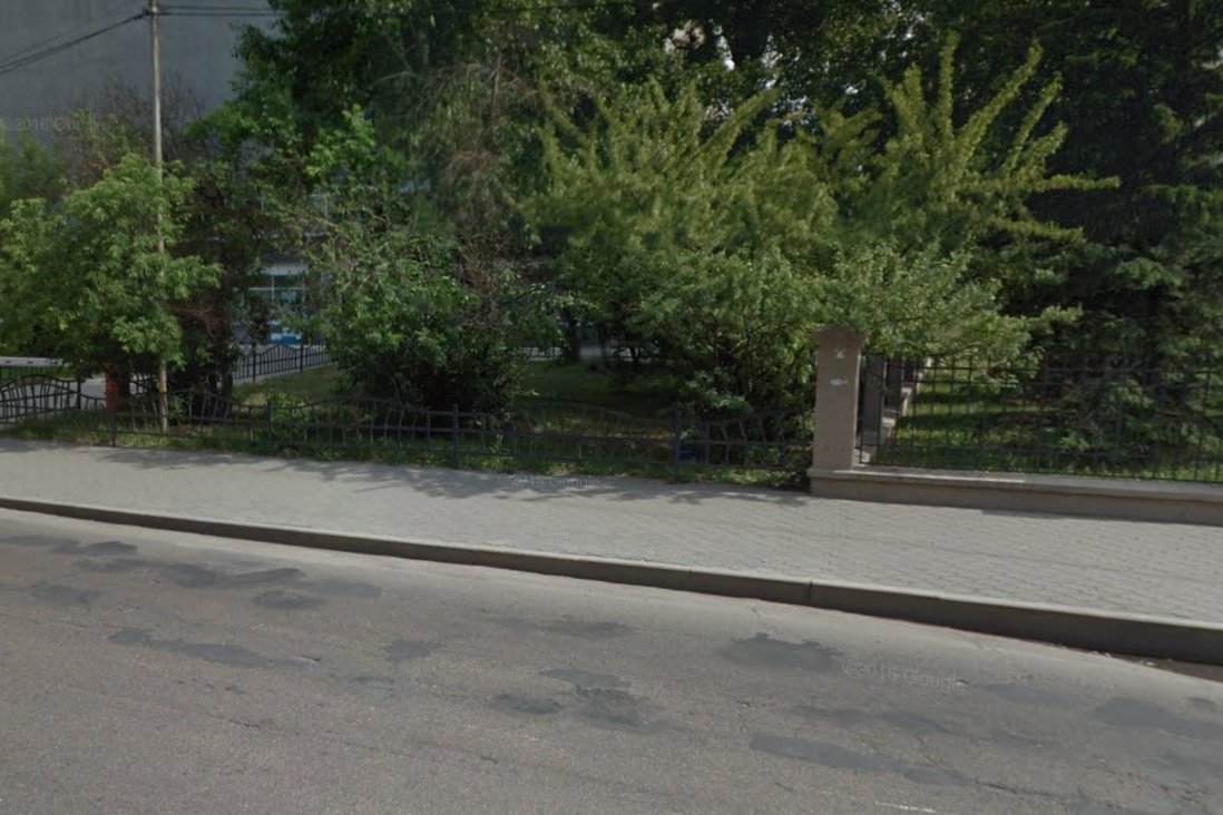 Улица Чкалова возле ИФИЯМ. Google street view