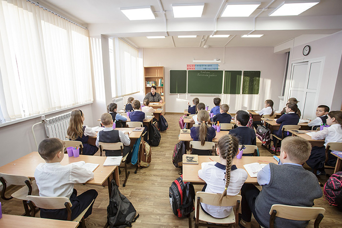В 2017 году удалось перевести шесть классов начальной школы № 31 на обучение в одну смену. Фото с сайта администрации Иркутска