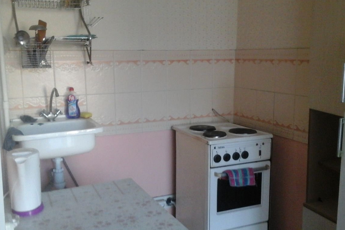Студия в микрорайоне Университетском, 63