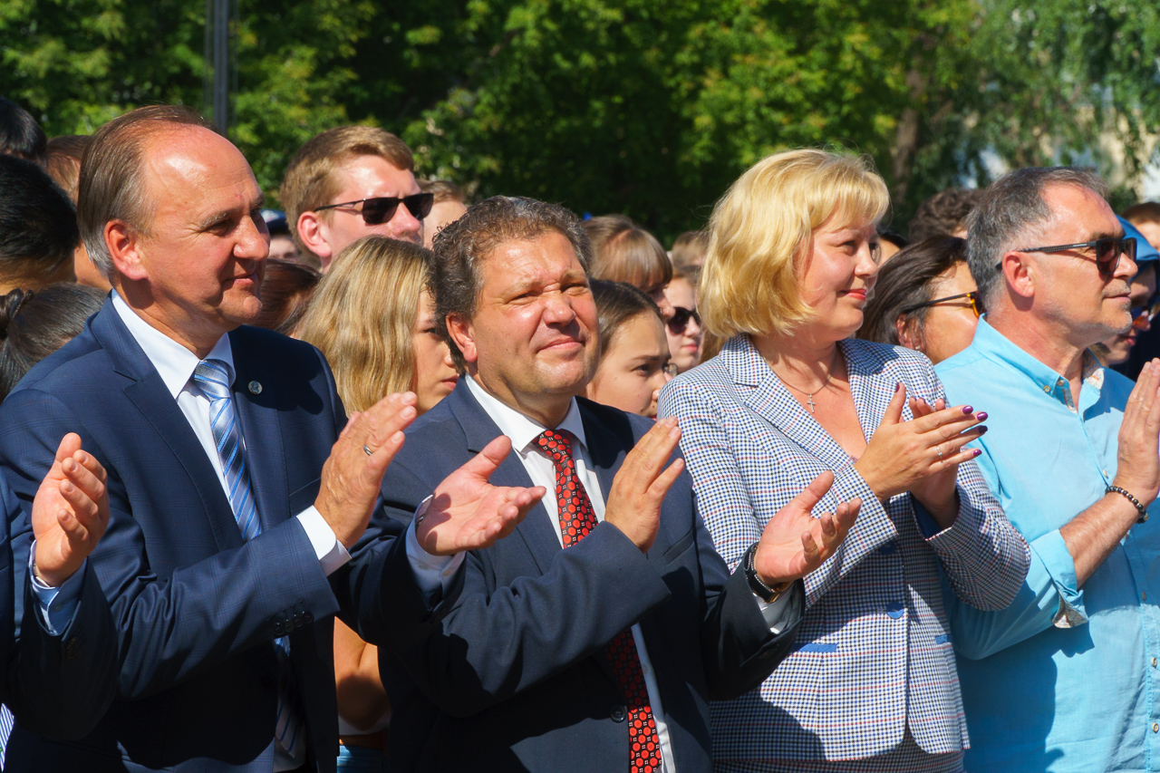 Игорь Бычков, и.о. ректора ИГУ, Александр Шмидт, первый проректор ИГУ, Ольга Янчевская, проректор ИГУ, Сергей Ступин, директор областного краеведческого музей.