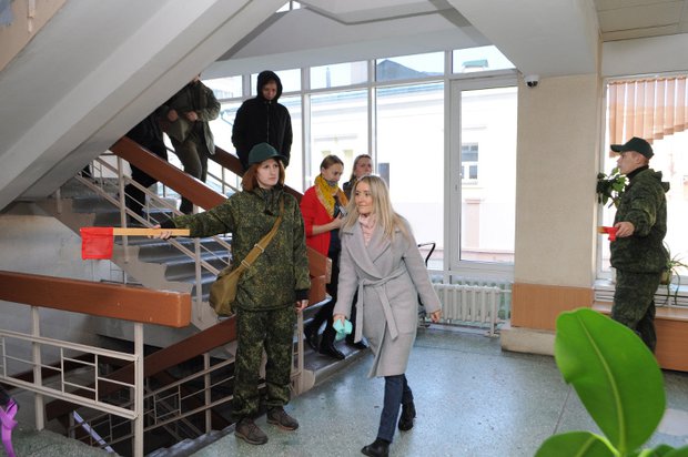 Бойцы студотряда «Барс» — участники всероссийской штабной тренировки по гражданской обороне Бойцы студотряда «Барс» — участники всероссийской штабной тренировки по гражданской обороне