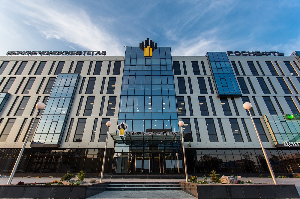 «Верхнечонскнефтегаз», дочернее общество НК «Роснефть», отмечает 10 лет с начала промышленной эксплуатации Верхнечонского нефтегазоконденсатного месторождения. Как изменилось одно из крупнейших нефтяных месторождений, смотрите в фотопроекте.
