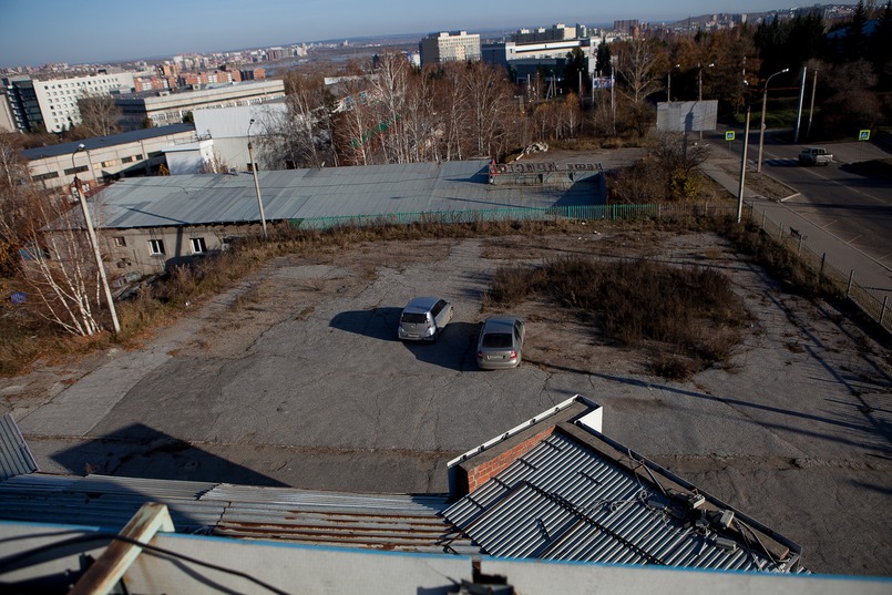 На строительство двускатной крыши понадобится 3 миллиона рублей