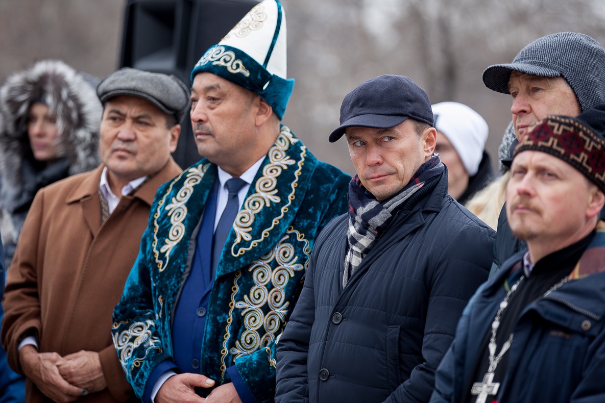 Мэр Иркутска Дмитрий Бердников принял участие в мероприятии.