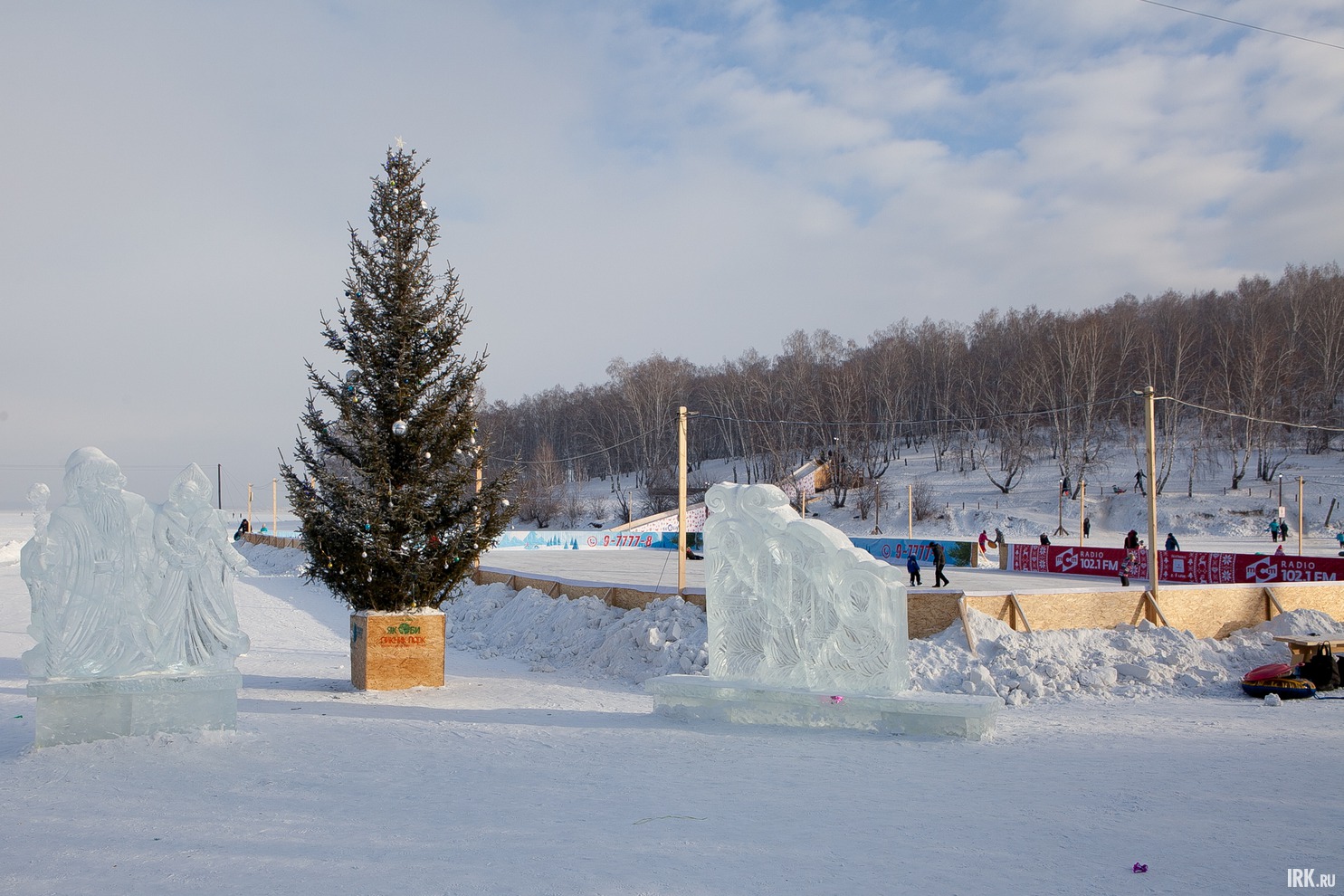 Каток на заливе «Якоби» работает с 10:00 до 22:00.