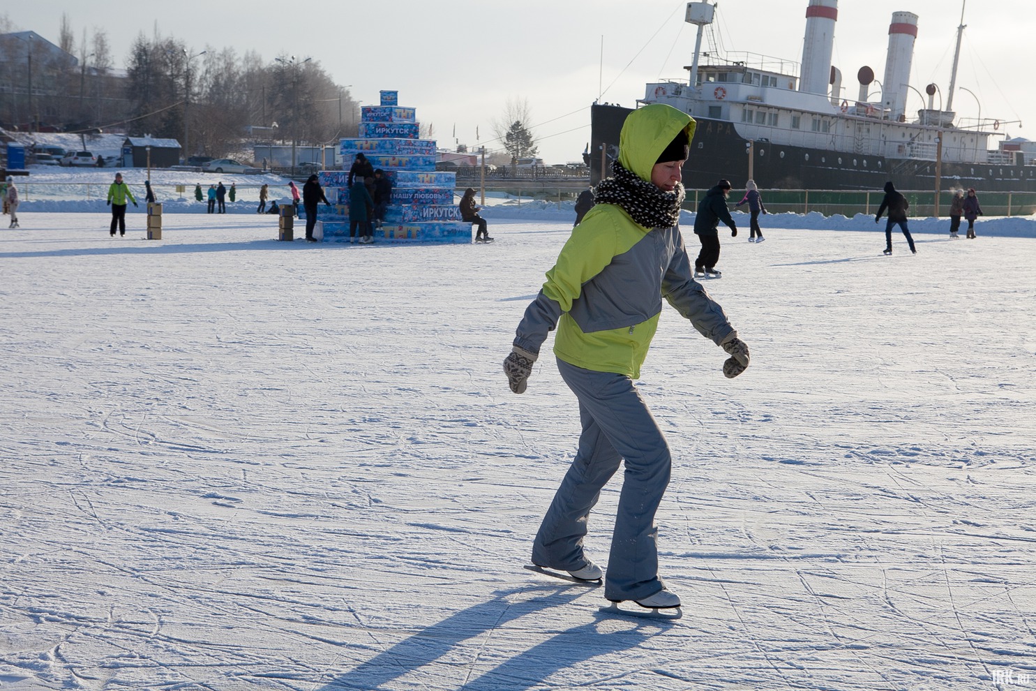 Вход бесплатный.