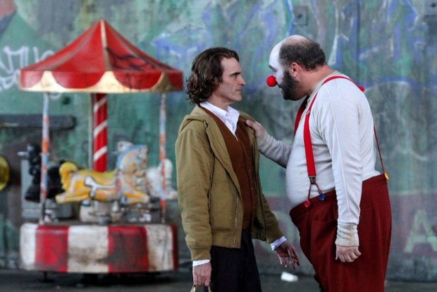 На съемках фильма «Джокер». Фото с сайта www.kinopoisk.ru На съемках фильма «Джокер». Фото с сайта www.kinopoisk.ru