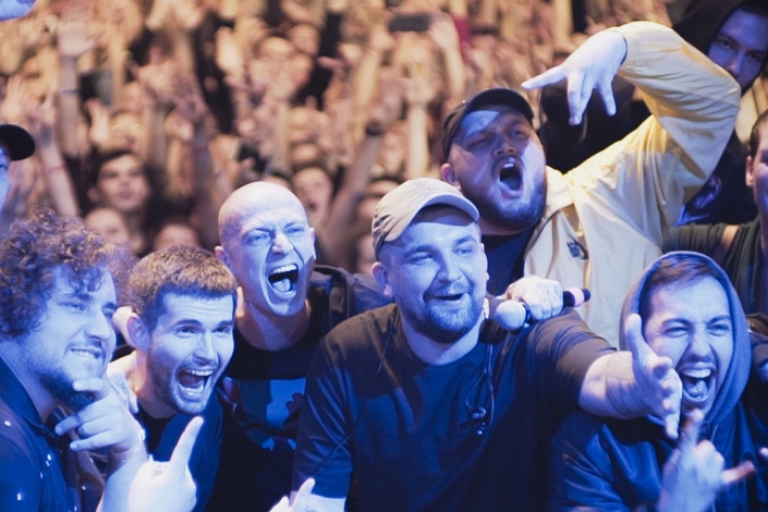 Скриншот фильма «BEEF: Русский хип-хоп». Фото с сайта www.kinopoisk.ru Скриншот фильма «BEEF: Русский хип-хоп». Фото с сайта www.kinopoisk.ru