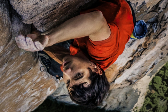 Кадр из фильма «Свободный подъём в одиночку» (Free Solo). Фото с сайта www.kinopoisk.ru