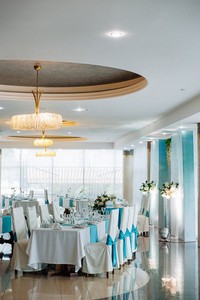 Свадьба в ресторане «Иркутск» организация и оформление  агентство «Present»