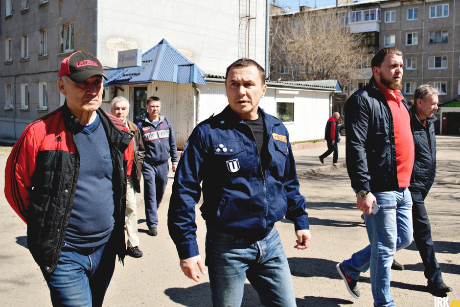 Мэр также посетил субботник в городке ИВВАИУ.