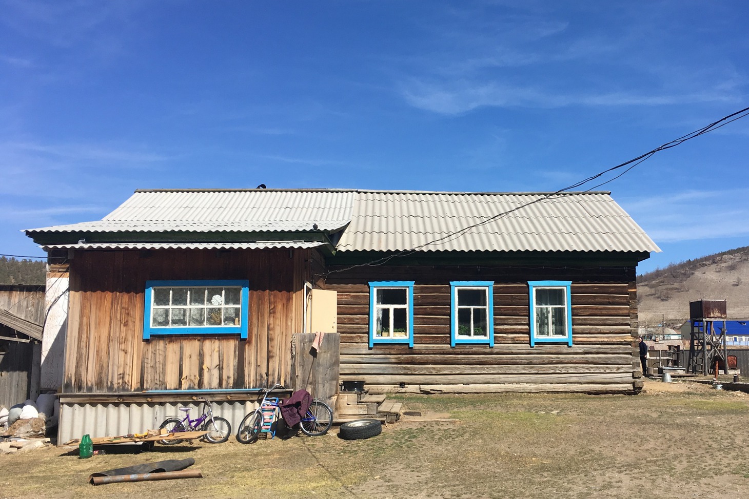 По словам местных жителей, в Бугульдейке живет около 500 человек