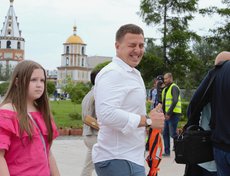 Ведущий и шоумен Денис Гук.