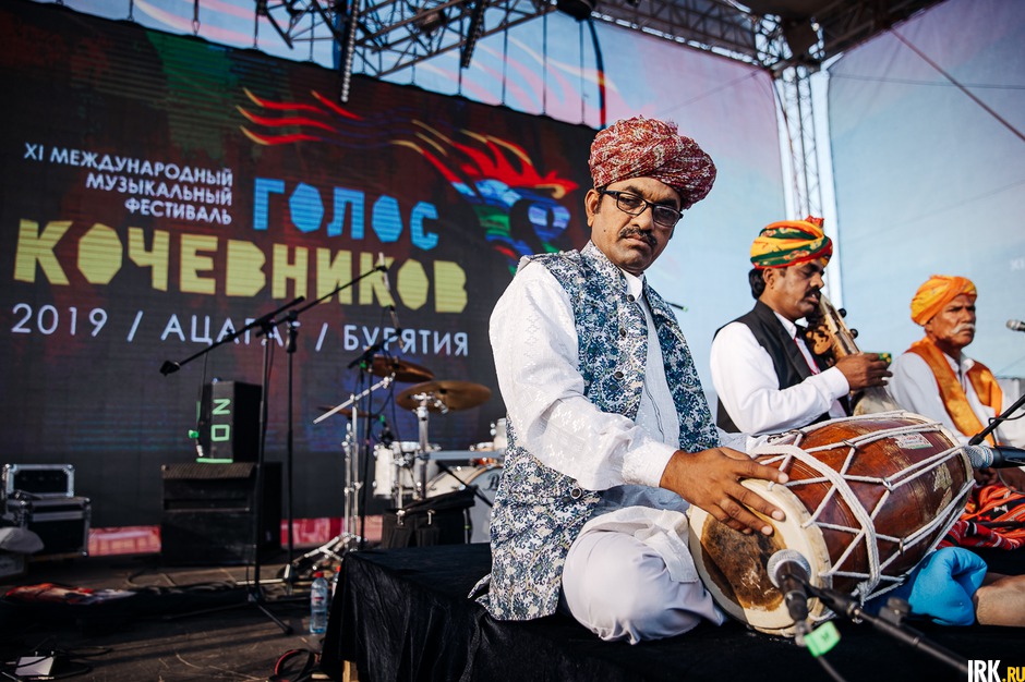 Kurjan and Two Siberians (Индия/Россия)