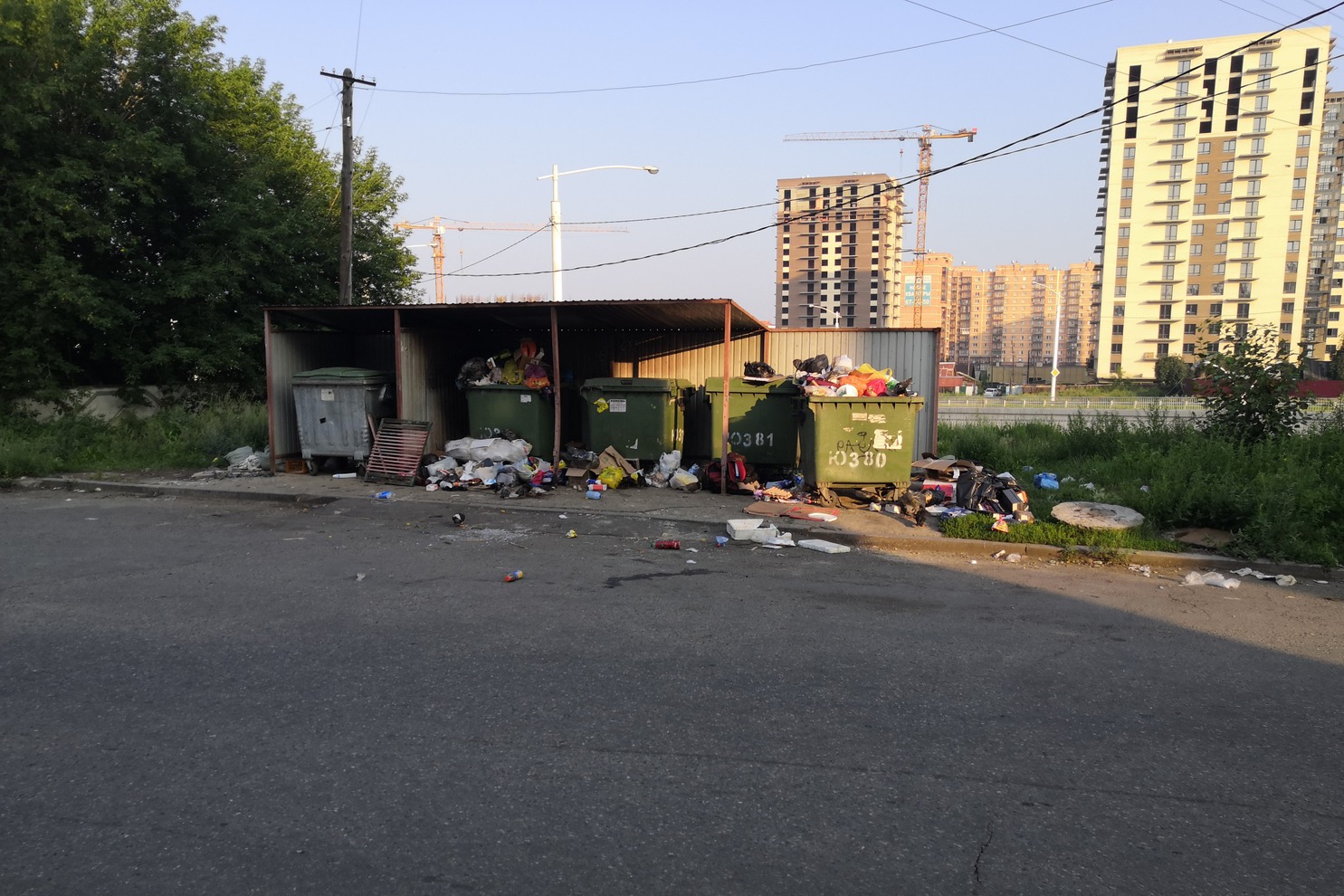 Пискунова 44, Лебедева-Кумача, 57. Фото прислал Сергей Гомин