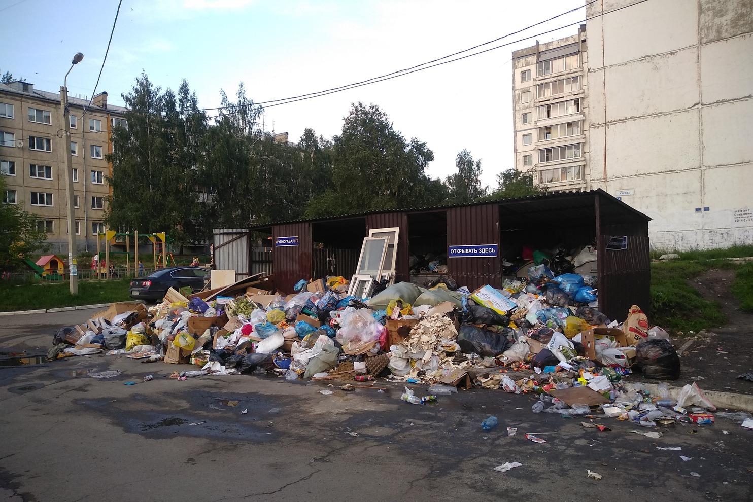 В микрорайоне Солнечный. Фото прислала Irina Stativo