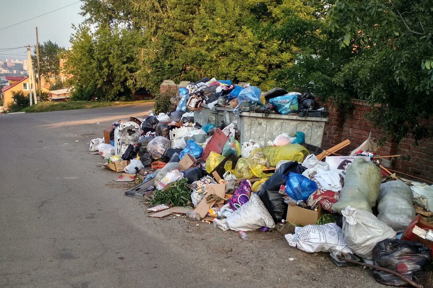 Перекрёсток улиц Колхозная и Миронова. Фото прислала Анна Сидоренко