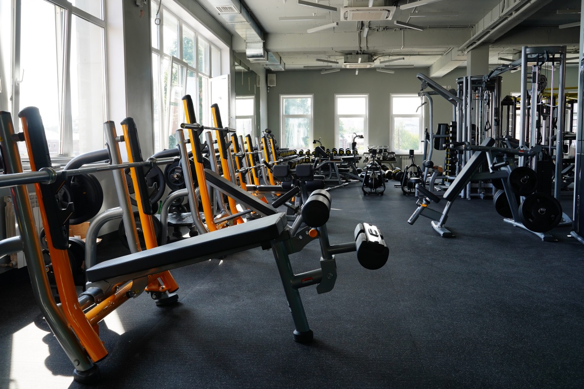 В тренажерном зале установлено новое высококачественное оборудование MATRiX FITNESS