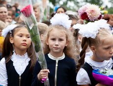 За это время здание школы полностью обновилось, его укомплектовали современным оборудованием.