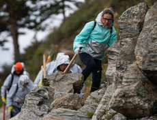 В Большом Голоустном волонтёры строили экологическую тропу.