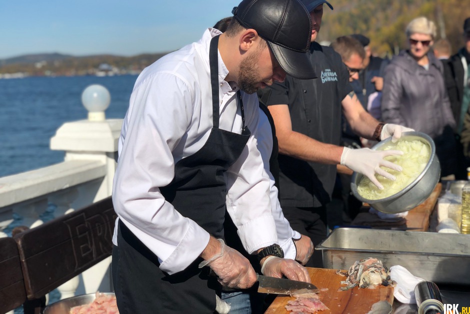 Повара научили всех желающих готовить сагудай.