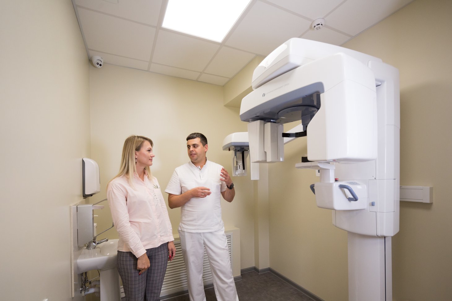 В кабинете компьютерной томографии