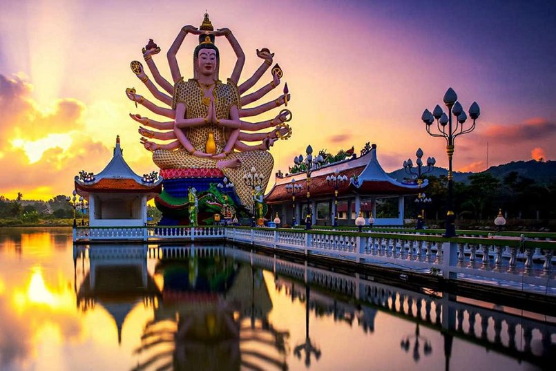 Осенью действуют акции на путевки в Таиланд и Вьетнам, можно выгодно купить тур на весну.