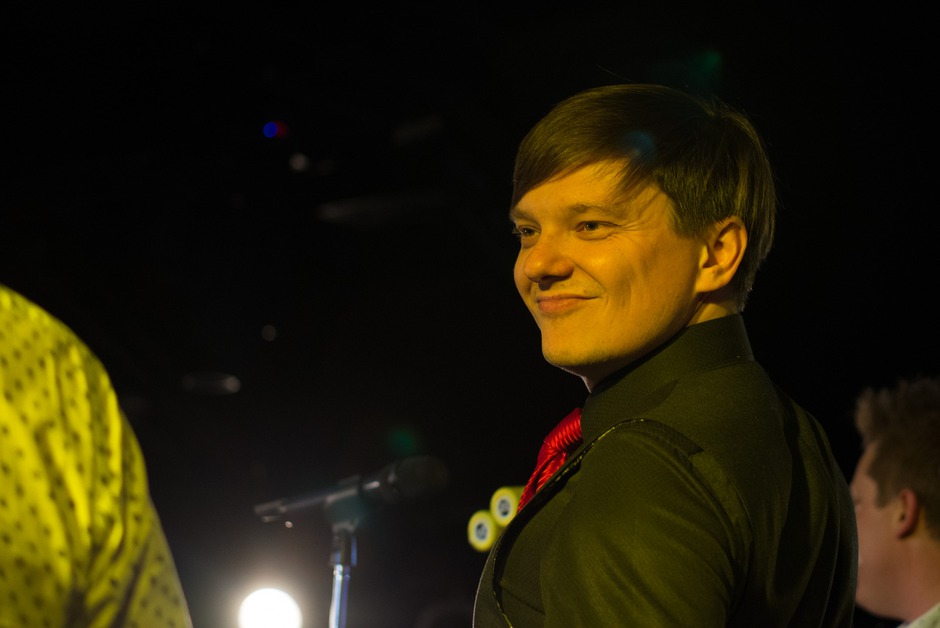 Вокалист Евгений Гужов