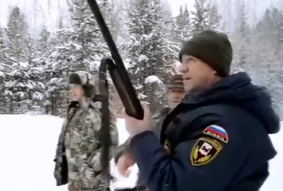 В ноябре 2016 года в сети появилось видео, как Левченко убивает медведя на охоте. Было возбуждено уголовное дело