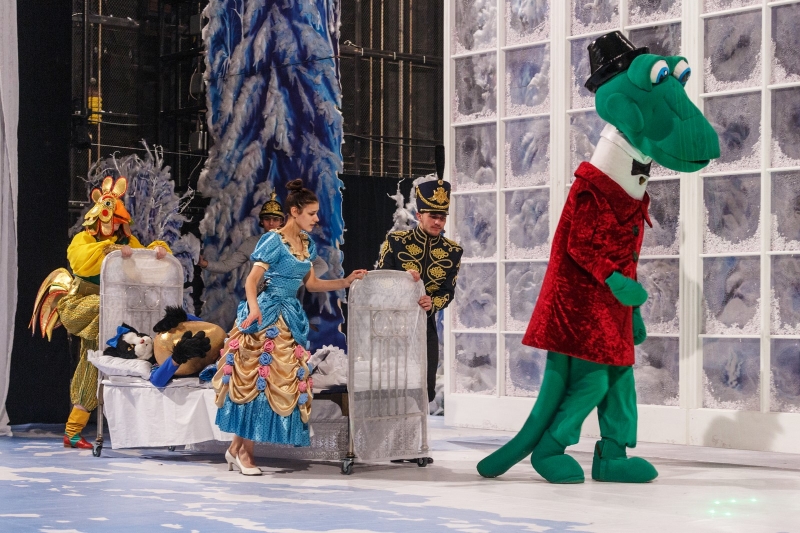 Автор фото — Анатолий Бызов. Фото с сайта www.dramteatr.ru