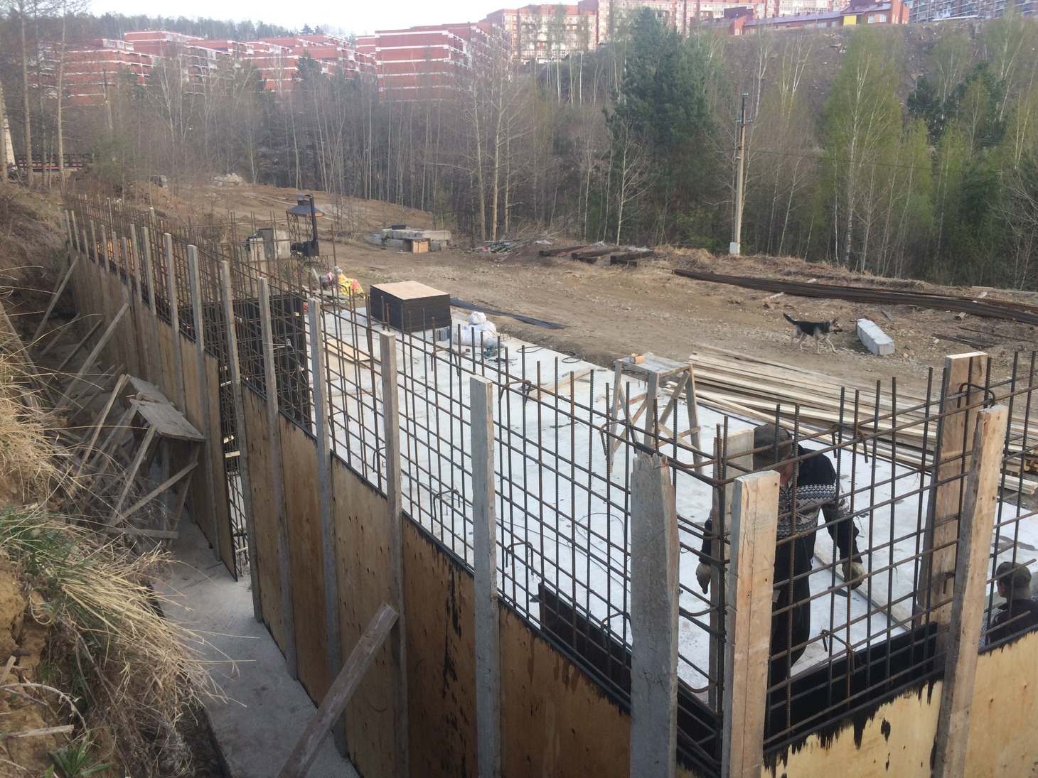 Начали опалубку