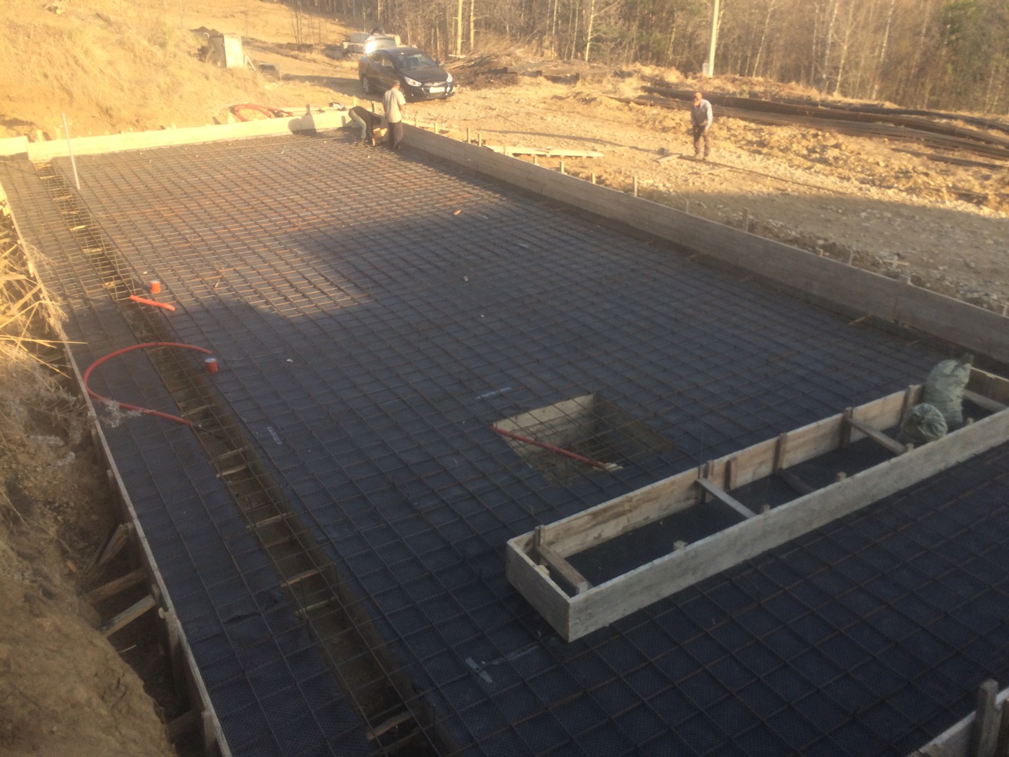 Нижний слой арматуры