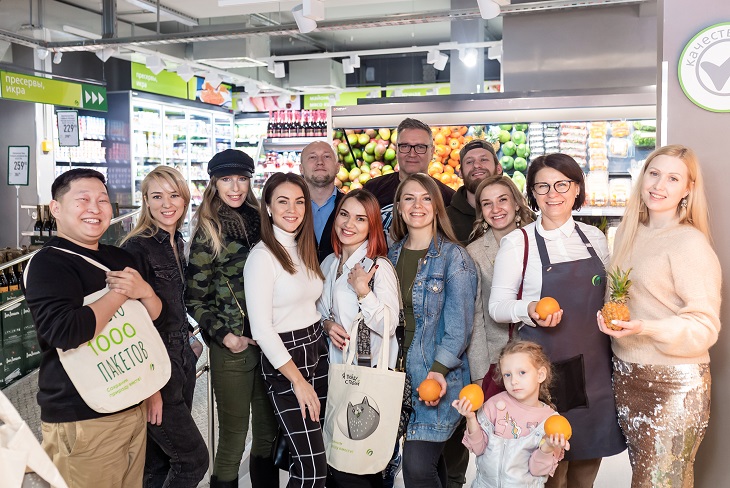 Иркутские блогеры первыми оценили новый супермаркет и продегустировали продукцию