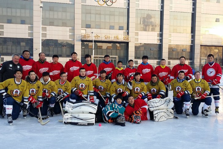 Сборная Китая. Фото пресс-службы Федерации хоккея с мячом России