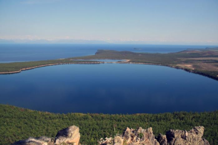 Слюдянское озеро. Фото пресс-службы Байкальской природоохранной прокуратуры