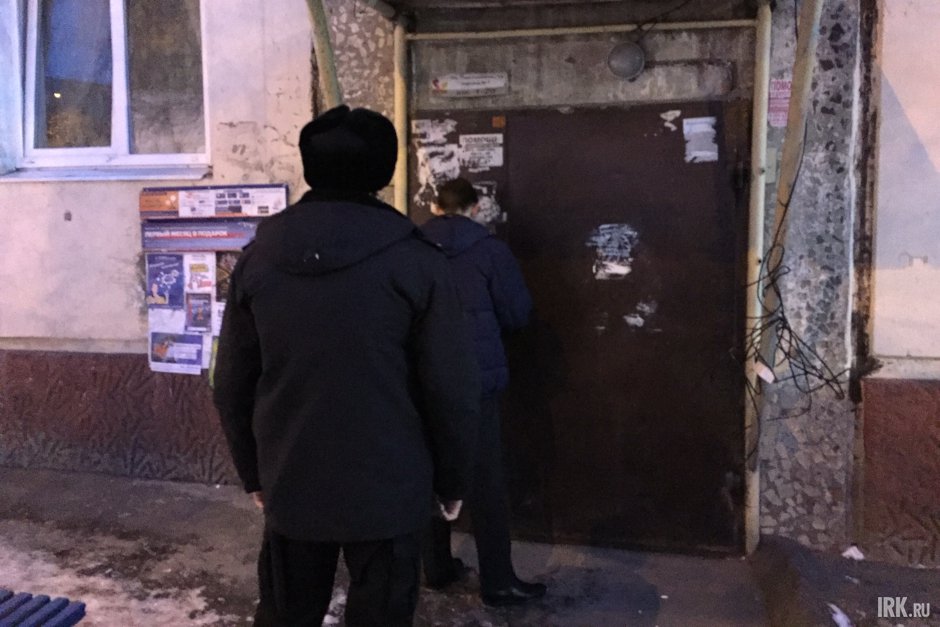 На улице Постышева должника не застали, в квартире проживают другие люди