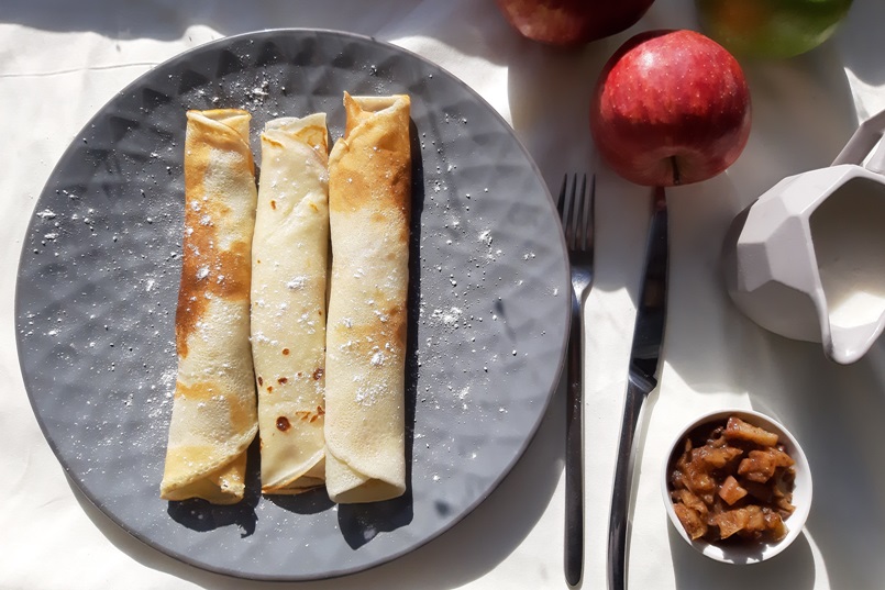 Блинчики с яблоками