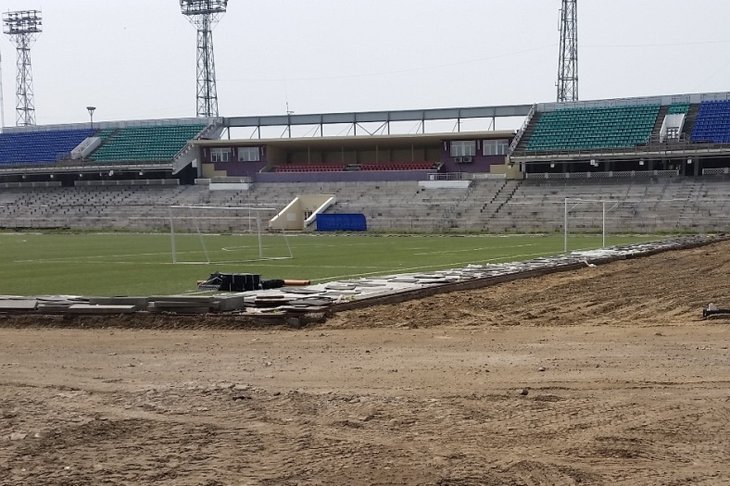 Ремонтируемый стадион. Фото пресс-службы правительства Иркутской области