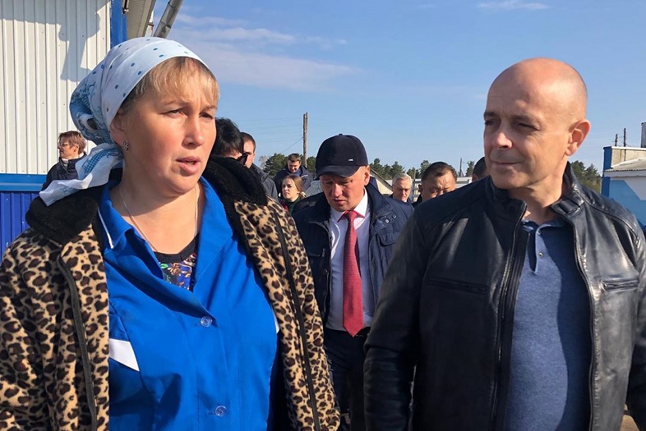 Депутаты ездили по территориям, общались с местными жителями и старались добиваться решения вопросов