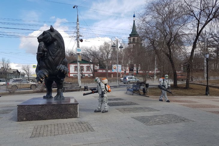 Дезинфекция в Иркутске. Фото пресс-службы администрации Иркутска