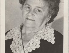 Лидия Алексеевна Мельгунова (Савина) (1921). В августе 1941 года добровольно вступила в Красную Армию. Окончила высшие курсы радиоспециалистов. С мая 1942 года до конца войны прошла боевой путь в составе 239-й отдельной роты связи.