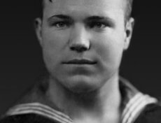 Алексей Иванович Фесюк (1919 г.р). Воевал на Онежском озере, был старшиной 2-й статьи и старшим зенитчиком на канонерской лодке КЛ-13. В 42-м г. она затонула в шторм, экипаж погиб. В Петрозаводске есть мемориальная доска, где указан Алексей Иванович