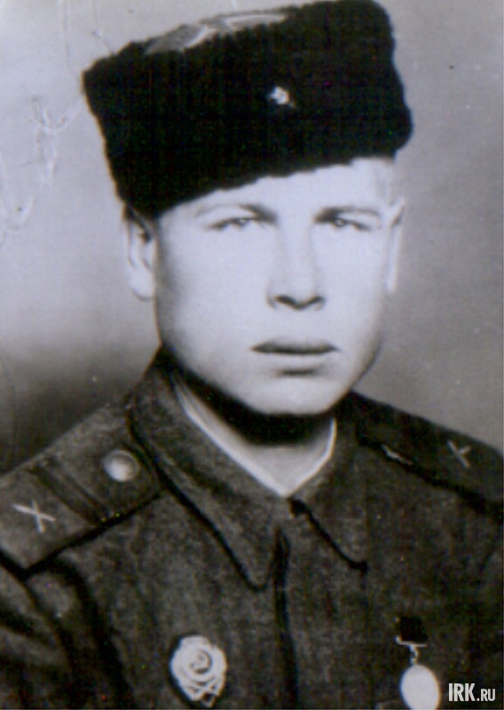 Низам Абсалямов (1920—2002). На передовой с 1942 года. Принимал участие в боях на Курской дуге в освобождении Белгорода, Харькова, Полтавы, форсировании Днепра. В 1944 году вышел на границу с Румынией. В 1946 году вернулся домой.