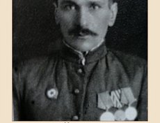 Кононов Павел Егорович (1909-1970). Призван в ряды Советской армии 25.09.1940 г, из Черемхово, прошел всю войну. Награжден медалями «За отвагу» (дважды) и «За боевые заслуги». Служил во взводе снабжения спецподразделения. Фото Николая Белых