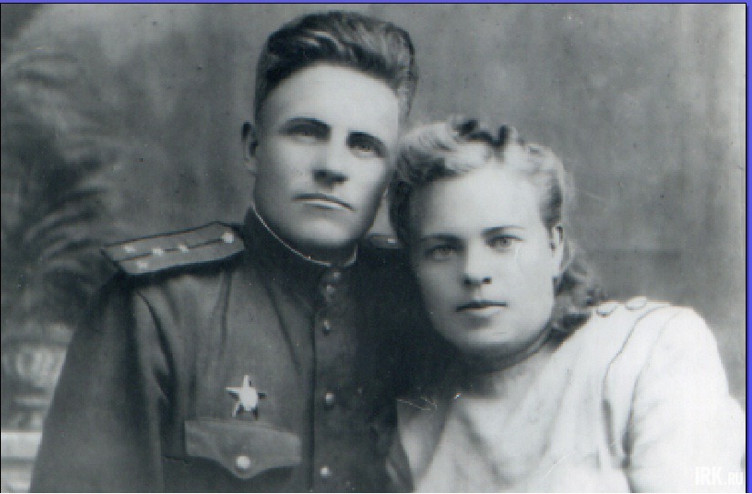 Суровяткин Николай Петрович (1915-1998). Призван в 1938 г., боевой путь проходил в звании ст. лейтенанта ветеринарной службы 783 стрелкового полка, 229 стрелковой дивизии. Награды: «За боевые заслуги» (1944, 1949), Орден Красной Звезды. Фото Суровяткиной